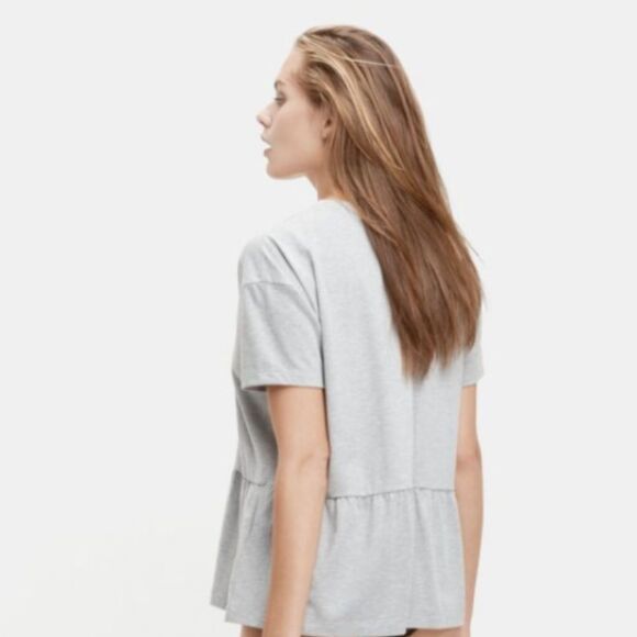 Moss Copenhagen Pernille Gray Short Sleeve Oversize Fit Shirt Women's Medium - Picture 2 of 6